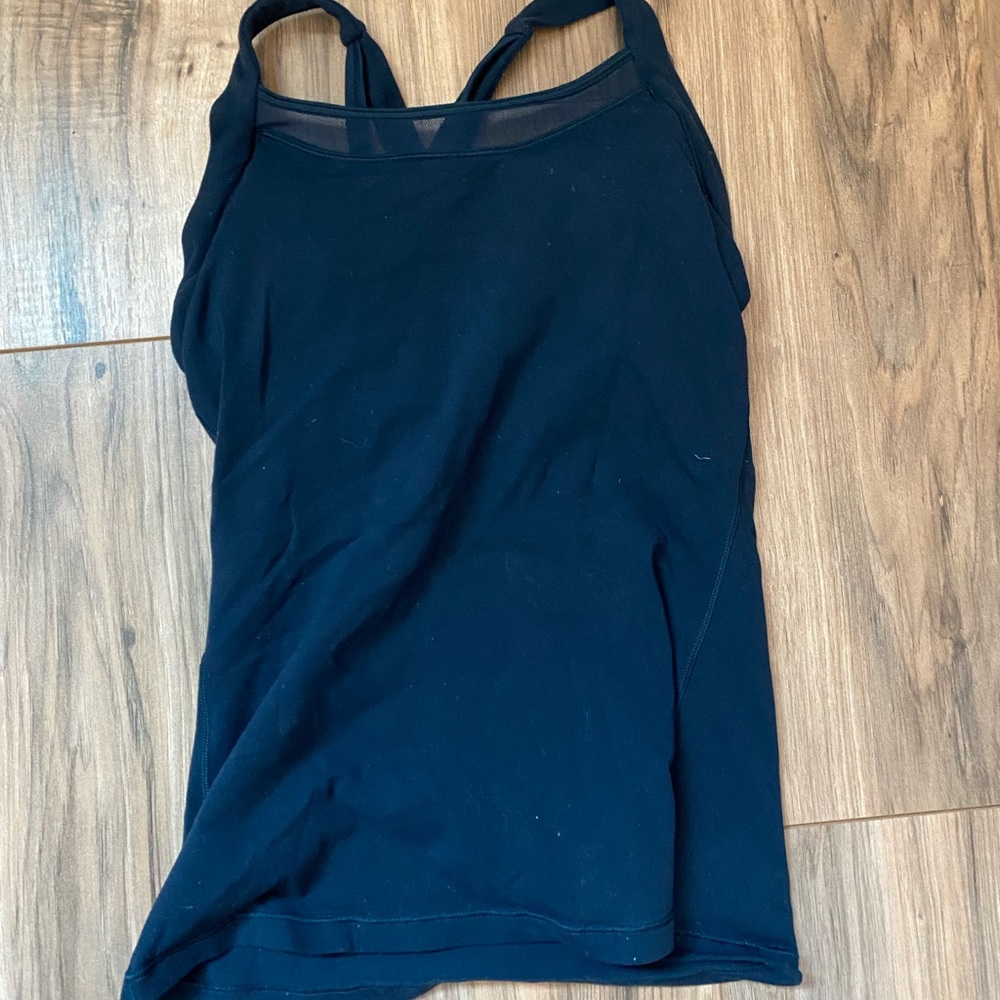 Lulu tank with built in bra size 4